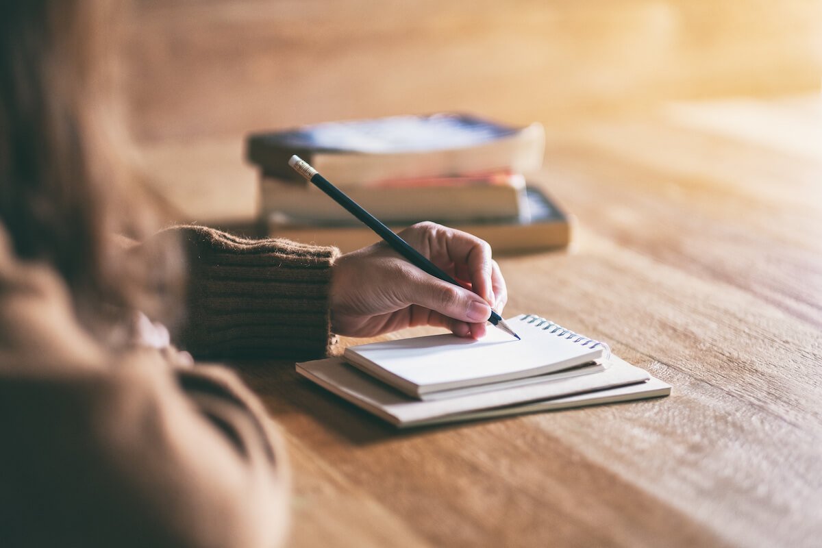 Your Topics | Multiple Stories – Choosing the Right Themes